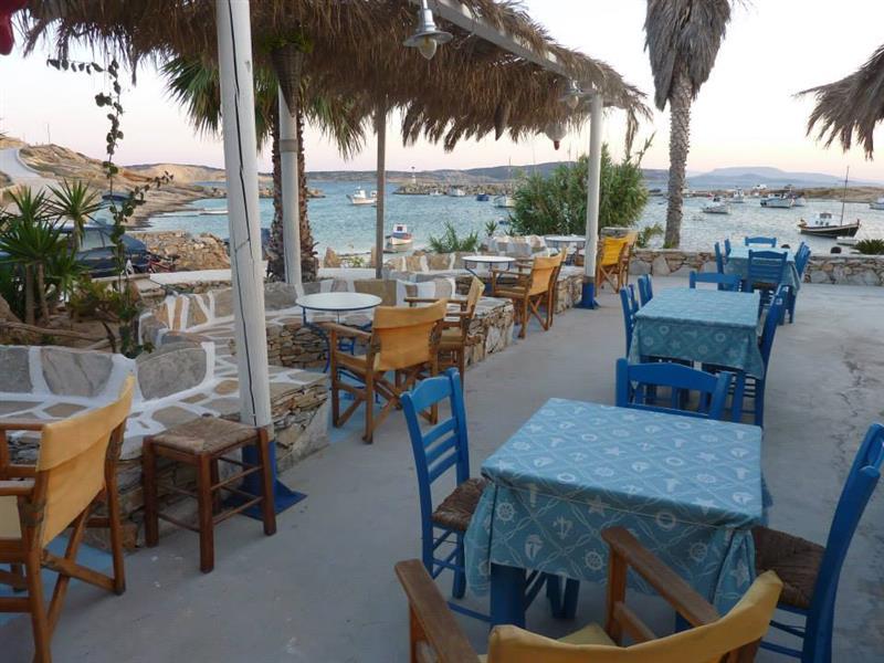 KAFE-ESTIATORIO-KOYFONISIA